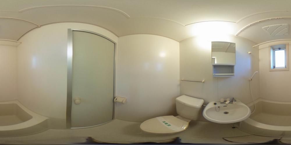 �o�X���[��