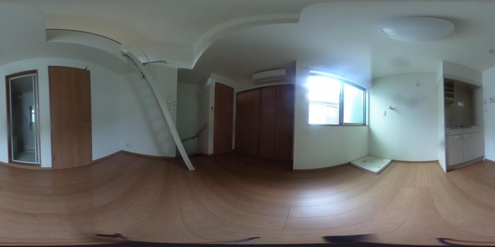�m��