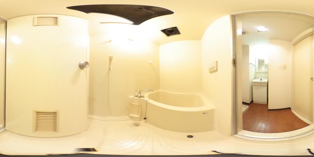 �o�X���[��