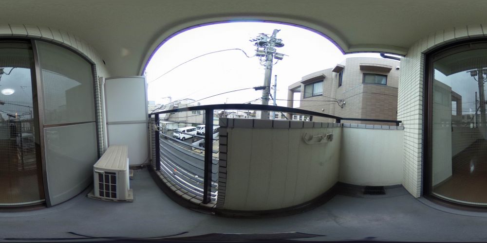 �o���R�j�[