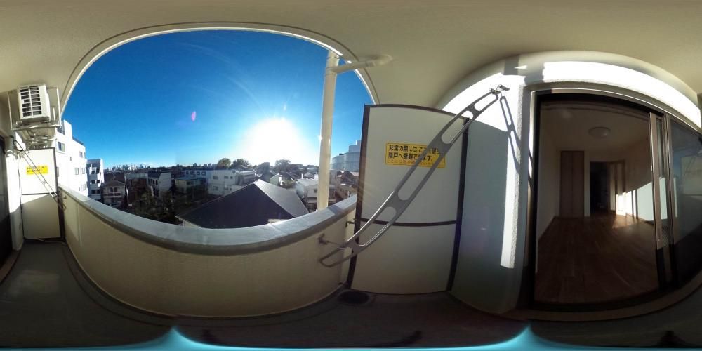 �o���R�j�[