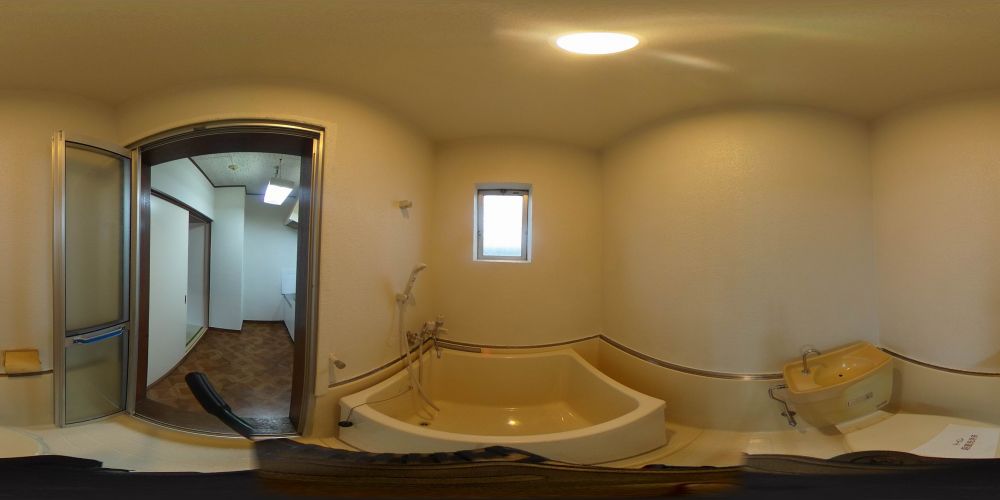 �o�X���[��