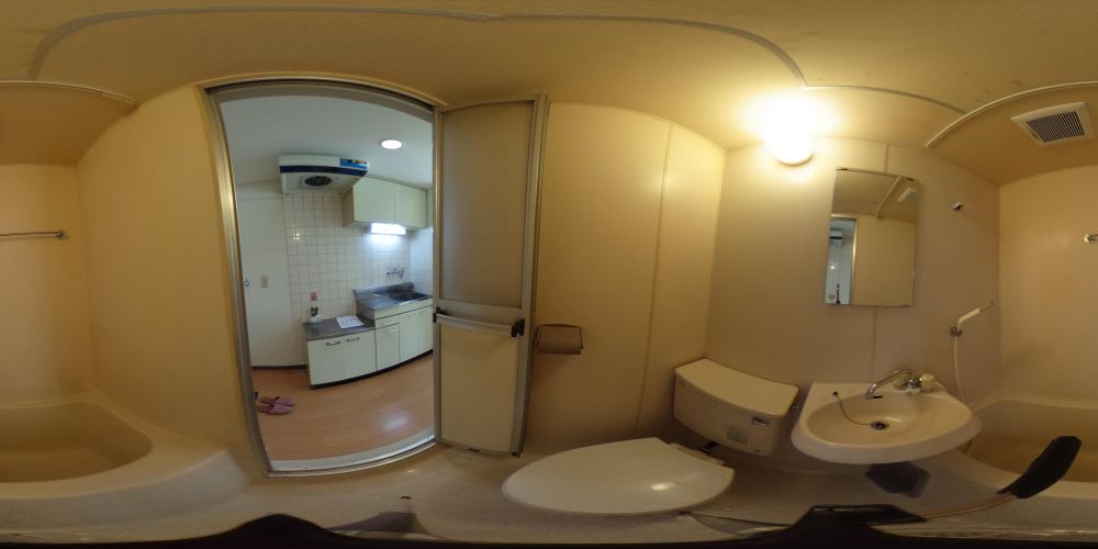 �o�X���[��