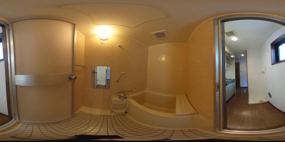 �o�X���[��