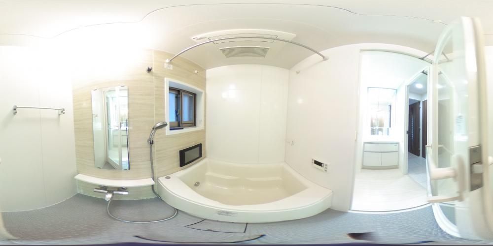 �o�X���[��