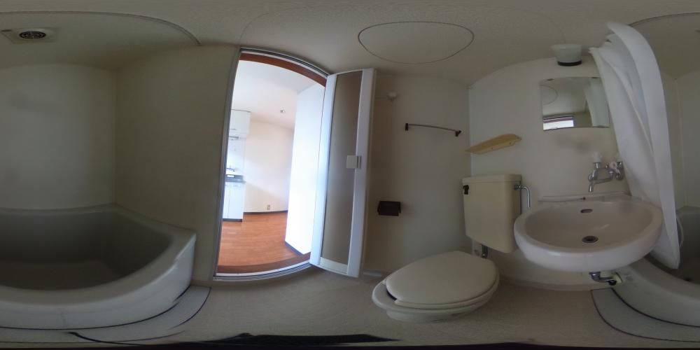 �o�X���[��