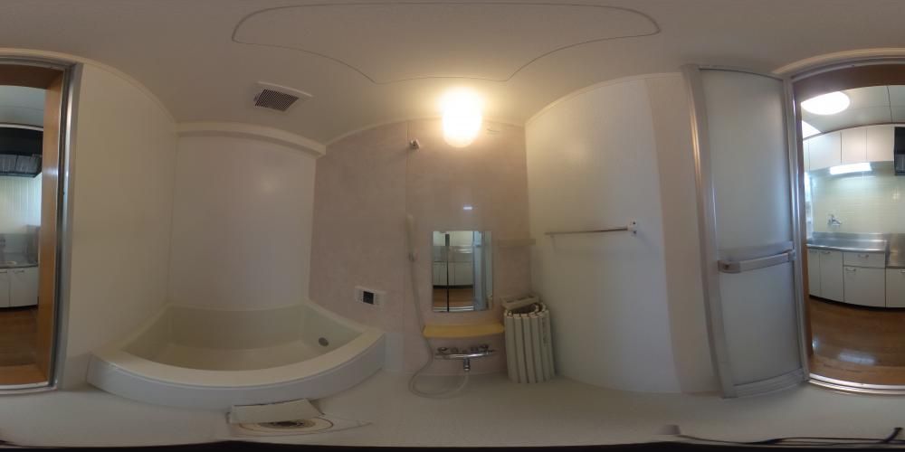 �o�X���[��