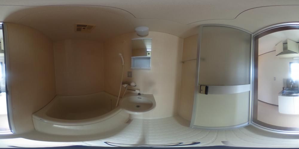 �o�X���[��