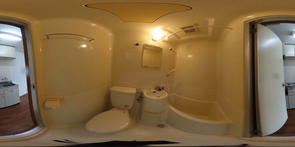 �o�X���[��