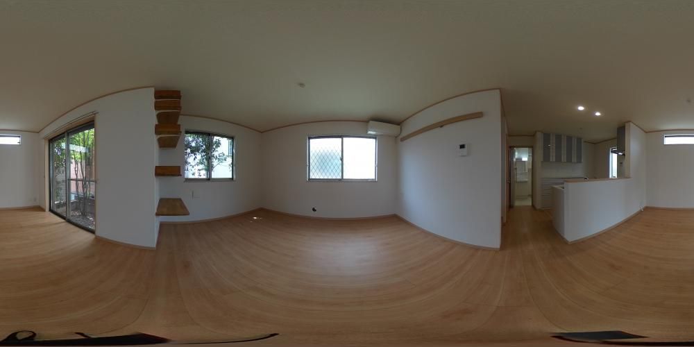 ���r���O