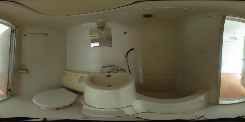 �o�X���[��