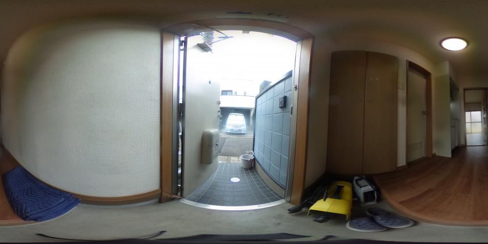 ����
