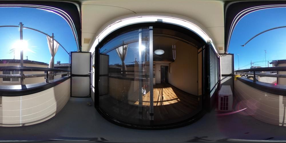 �o���R�j�[