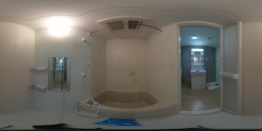 �o�X���[��