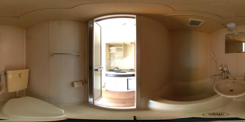 �o�X���[��