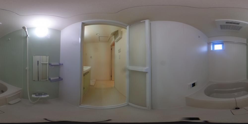 �o�X���[��