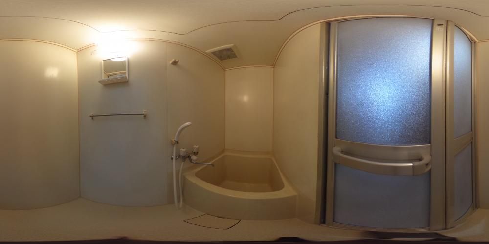 �o�X���[��