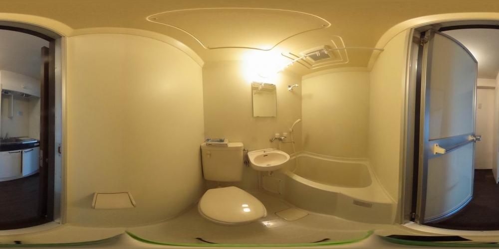 �o�X���[��