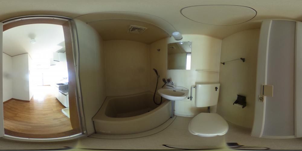 �o�X���[��