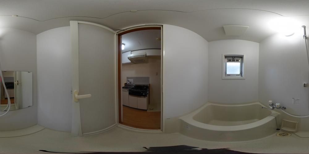 �o�X���[��